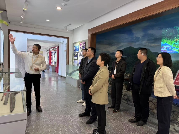 576400610.jpg 576400610.jpg