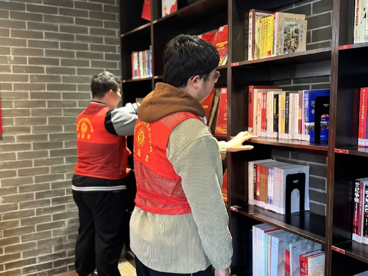 951579523.jpg 951579523.jpg